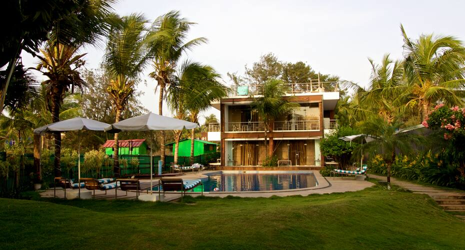 360 Degree Beach Retreat, Goa 1